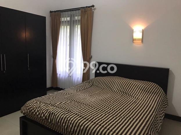 Jual Murah Rumah dengan Luas Tanah 958m² dan Luas Bangunan 320m² di Kawasan Dago Pakar, Bandung Jual Murah Rumah dengan Luas Tanah 958m² dan Luas Bangunan 320m² di Kawasan Dago Pakar, Bandung