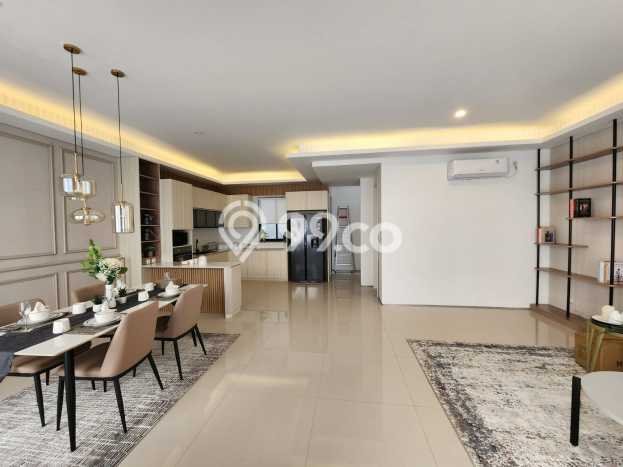 Dijual Rumah Luas Elegan Dengan View Cantik di Setra Duta, Bandung Dijual Rumah Luas Elegan Dengan View Cantik di Setra Duta, Bandung