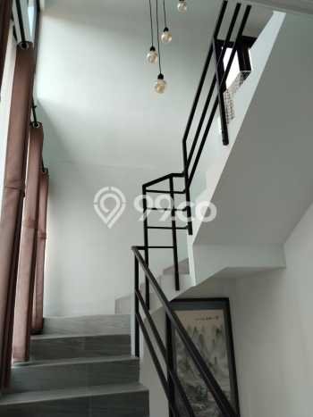 Rumah Luxury Modern Tanpa Renovasi di Pasteur Bandung Rumah Luxury Modern Tanpa Renovasi di Pasteur Bandung