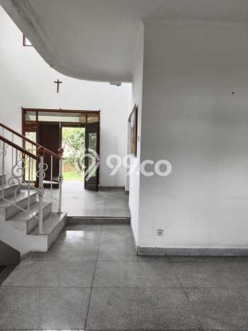 Rumah Elit Modern Tanpa Renovasi di Resor Dago Pakar Bandung Rumah Elit Modern Tanpa Renovasi di Resor Dago Pakar Bandung