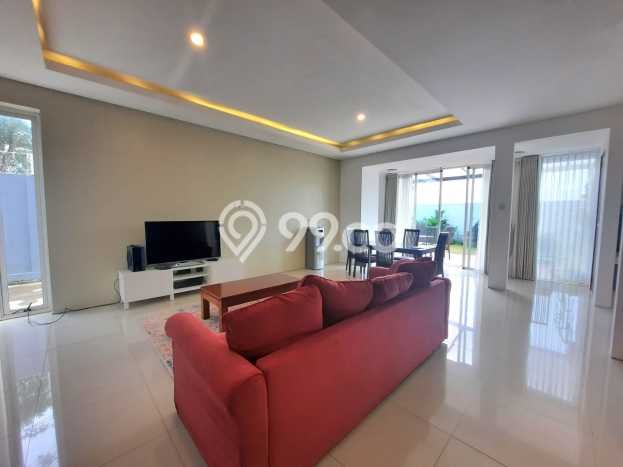 Jual Rumah Mewah Elegan Dengan View Eksklusif di Sayap Dago, Bandung Jual Rumah Mewah Elegan Dengan View Eksklusif di Sayap Dago, Bandung