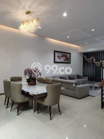 Rumah Elit Modern Tanpa Renovasi di Singgasana Bandung Rumah Elit Modern Tanpa Renovasi di Singgasana Bandung