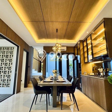 Jual Rumah Mewah Elegan Dengan View Cantik di Summarecon Bandung, Bandung Jual Rumah Mewah Elegan Dengan View Cantik di Summarecon Bandung, Bandung