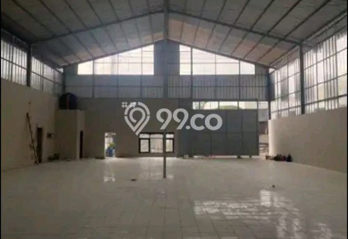 Gudang Disewa di Bandung dengan LB 400m2 Area Komersial Ramai Gudang Disewa di Bandung dengan LB 400m2 Area Komersial Ramai