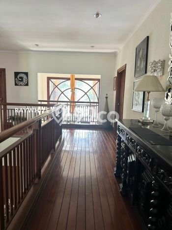 Siap Huni Rumah Mewah 5 Kamar di Cilandak Dekat ke Mana Saja Siap Huni Rumah Mewah 5 Kamar di Cilandak Dekat ke Mana Saja