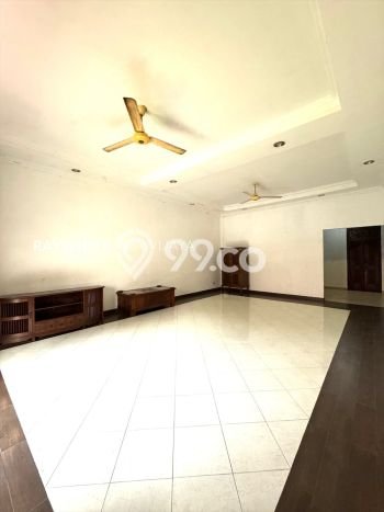 Dijual Hunian Mewah dengan Fasilitas Sekitar Komplit di Kebayoran Baru, Jakarta Selatan Dijual Hunian Mewah dengan Fasilitas Sekitar Komplit di Kebayoran Baru, Jakarta Selatan
