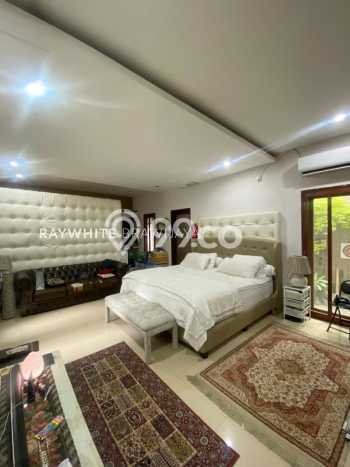 Dijual Rumah Luas Megah Dengan View Cantik di Pondok Indah, Jakarta Selatan Dijual Rumah Luas Megah Dengan View Cantik di Pondok Indah, Jakarta Selatan