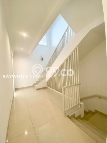 Rumah Elit LB 396m2 Siap Huni Desain Elegan di Cipete, Jakarta Selatan Rumah Elit LB 396m2 Siap Huni Desain Elegan di Cipete, Jakarta Selatan