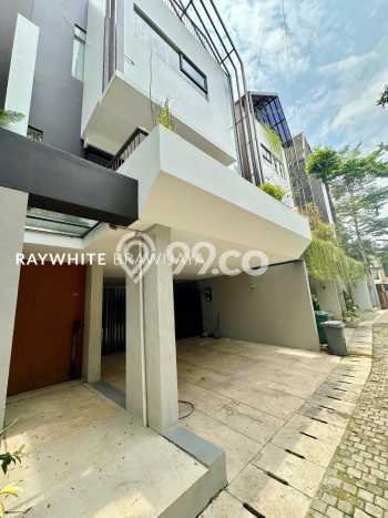 Rumah Elit Modern Siap Huni di Kemang Jakarta Selatan Rumah Elit Modern Siap Huni di Kemang Jakarta Selatan