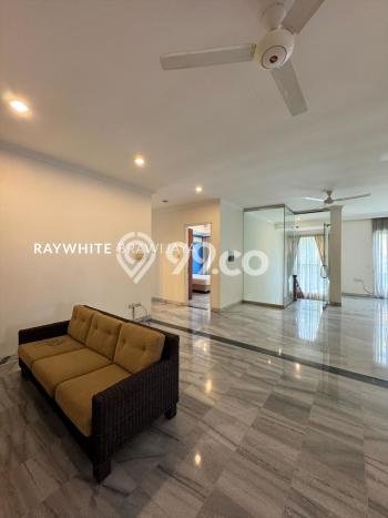 For Sale! Premium House LT 781m2 Desain Elegan di Antasari For Sale! Premium House LT 781m2 Desain Elegan di Antasari
