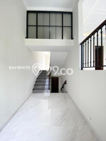 For Sale Rumah Mewah Exclusive di Jagakarsa, Jakarta Selatan For Sale Rumah Mewah Exclusive di Jagakarsa, Jakarta Selatan