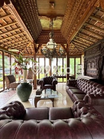 Rumah Elit Modern Tanpa Renovasi di Jati Padang Jakarta Selatan Rumah Elit Modern Tanpa Renovasi di Jati Padang Jakarta Selatan