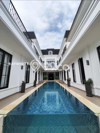 Hunian Elit LB 674m2 Siap Huni Desain Elegan di Pondok Pinang, Jakarta Selatan Hunian Elit LB 674m2 Siap Huni Desain Elegan di Pondok Pinang, Jakarta Selatan