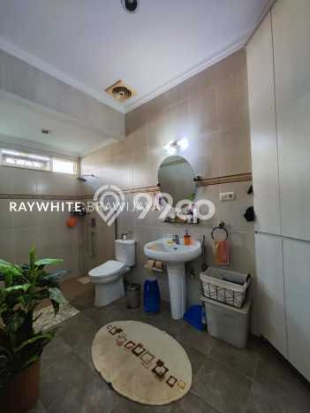 Rumah Elit Modern Siap Huni di Tanjung Barat Jakarta Selatan Rumah Elit Modern Siap Huni di Tanjung Barat Jakarta Selatan