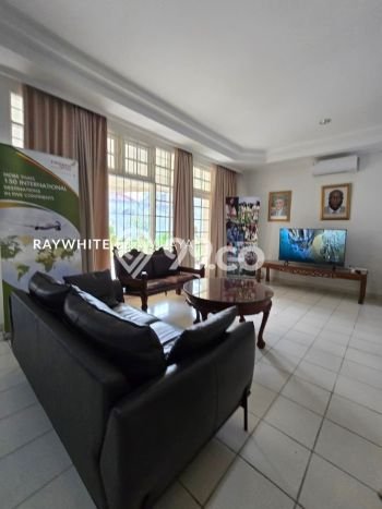 Hunian Elit LB 500m2 Siap Huni Desain Elegan di Kuningan, Jakarta Selatan Hunian Elit LB 500m2 Siap Huni Desain Elegan di Kuningan, Jakarta Selatan