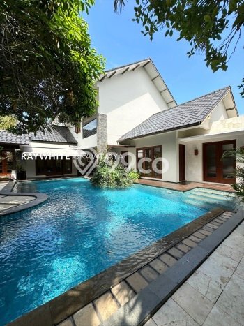 Siap Huni Hunian Elit 5 Kamar di Cilandak Dekat ke Mana Saja Siap Huni Hunian Elit 5 Kamar di Cilandak Dekat ke Mana Saja