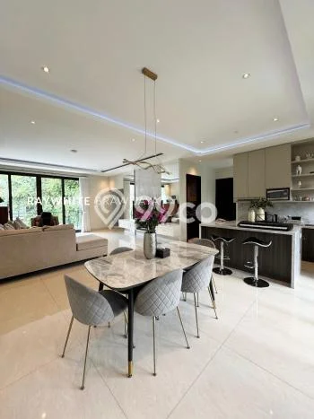 Dijual Rumah Elit Exclusive di Cilandak, Jakarta Selatan Dijual Rumah Elit Exclusive di Cilandak, Jakarta Selatan