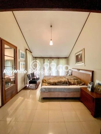 Rumah Elit LB 650m2 Siap Huni Desain Elegan di Lebak Bulus, Jakarta Selatan Rumah Elit LB 650m2 Siap Huni Desain Elegan di Lebak Bulus, Jakarta Selatan