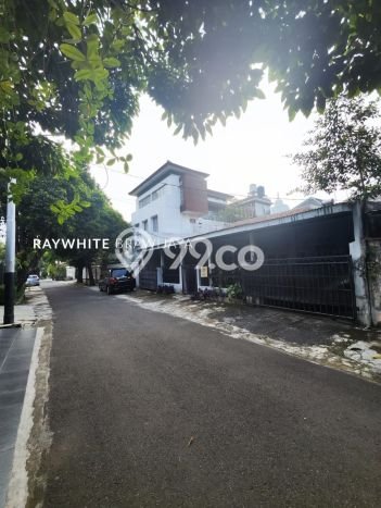 Dijual Hunian Mewah dengan Fasilitas Sekitar Komplit di Kebayoran Baru, Jakarta Selatan Dijual Hunian Mewah dengan Fasilitas Sekitar Komplit di Kebayoran Baru, Jakarta Selatan