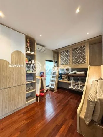 Dijual Rumah Elit Exclusive di Cilandak, Jakarta Selatan Dijual Rumah Elit Exclusive di Cilandak, Jakarta Selatan