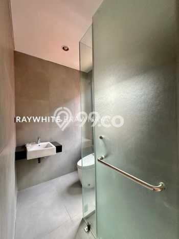 Rumah Luxury Modern Tanpa Renovasi di Kemang Jakarta Selatan Rumah Luxury Modern Tanpa Renovasi di Kemang Jakarta Selatan