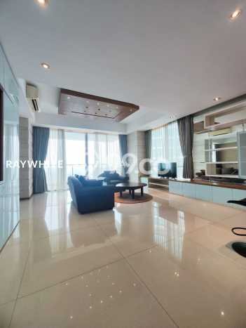 Hunian Apartemen Eksklusif untuk Dijual di Jakarta Selatan dengan 3 BR & 2 Kamar Mandi Hunian Apartemen Eksklusif untuk Dijual di Jakarta Selatan dengan 3 BR & 2 Kamar Mandi