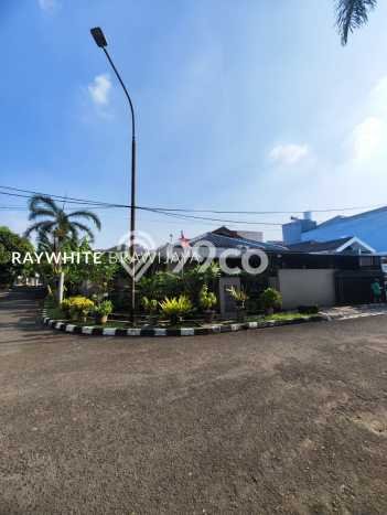 Rumah Elit Modern Siap Huni di Tanjung Barat Jakarta Selatan Rumah Elit Modern Siap Huni di Tanjung Barat Jakarta Selatan