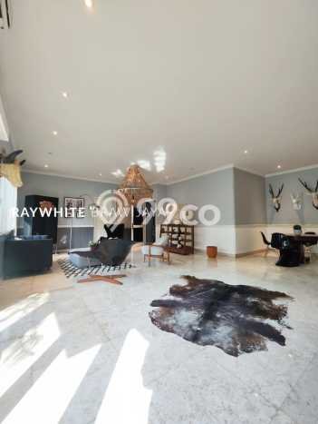 Rumah Menguntungkan di Kebayoran Baru, Dekat Kawasan Bisnis, Jakarta Selatan - LT 367m² Rumah Menguntungkan di Kebayoran Baru, Dekat Kawasan Bisnis, Jakarta Selatan - LT 367m²