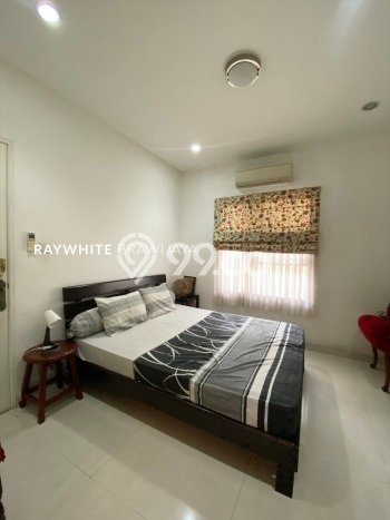 Ready to Use! Luxury House LT 260m2 Desain Elegan di Pondok Indah Ready to Use! Luxury House LT 260m2 Desain Elegan di Pondok Indah