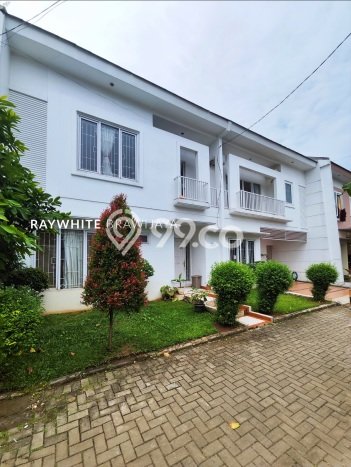Hunian Elit LB 210m2 Siap Pakai Desain Elegan di Cireundeu, Tangerang Hunian Elit LB 210m2 Siap Pakai Desain Elegan di Cireundeu, Tangerang