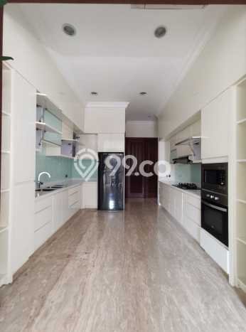 Hunian Minimalis Untuk Disewakan di Kemang Jakarta Selatan 3 KT & 3 KM Hunian Minimalis Untuk Disewakan di Kemang Jakarta Selatan 3 KT & 3 KM