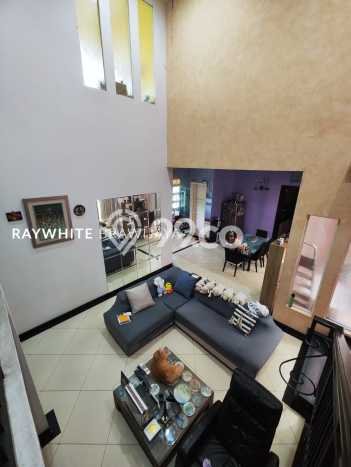 Ready to Use! Luxury House LT 291m2 Desain Modern di Kemang Ready to Use! Luxury House LT 291m2 Desain Modern di Kemang