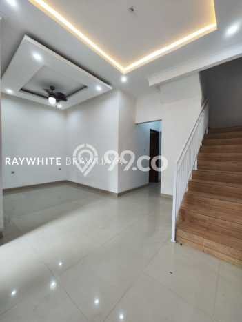 Jual Rumah Strategis Bagus Punya 3 KT di Jagakarsa Jakarta Selatan SHM Jual Rumah Strategis Bagus Punya 3 KT di Jagakarsa Jakarta Selatan SHM