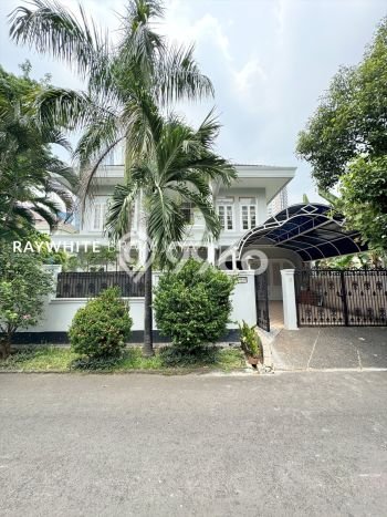 Rumah Elit LB 500m2 Siap Huni Desain Elegan di Mega Kuningan, Jakarta Selatan Rumah Elit LB 500m2 Siap Huni Desain Elegan di Mega Kuningan, Jakarta Selatan