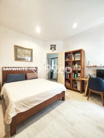 HARGA SPESIAL! Rumah Minimalis area Lebak Bulus, Jakarta Selatan, Luas 198m² Bangunan 260m² Bisa Nego! HARGA SPESIAL! Rumah Minimalis area Lebak Bulus, Jakarta Selatan, Luas 198m² Bangunan 260m² Bisa Nego!