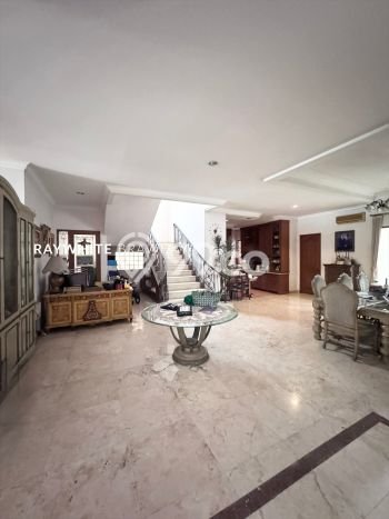 Rumah Mewah LB 852m2 Siap Huni Desain Elegan di Pondok Indah, Jakarta Selatan Rumah Mewah LB 852m2 Siap Huni Desain Elegan di Pondok Indah, Jakarta Selatan