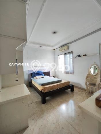 Rumah Luxury Modern Siap Huni di Bintaro Tangerang Selatan Rumah Luxury Modern Siap Huni di Bintaro Tangerang Selatan