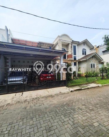 Rumah Luxury Modern Siap Huni di Bintaro Tangerang Selatan Rumah Luxury Modern Siap Huni di Bintaro Tangerang Selatan
