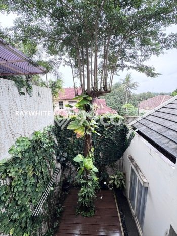 Hunian Eksklusif Siap Huni LT 142m2 di Cilandak, Jakarta Selatan Hunian Eksklusif Siap Huni LT 142m2 di Cilandak, Jakarta Selatan