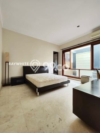Jarang Ada! Rumah Sewa 3 Kamar Bagus Siap Huni Kemang Jarang Ada! Rumah Sewa 3 Kamar Bagus Siap Huni Kemang
