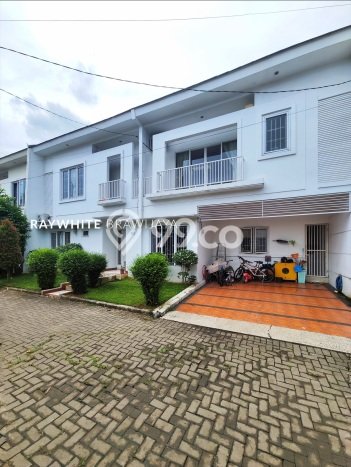 Hunian Elit LB 210m2 Siap Pakai Desain Elegan di Cireundeu, Tangerang Hunian Elit LB 210m2 Siap Pakai Desain Elegan di Cireundeu, Tangerang