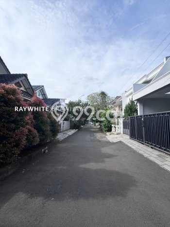 Rumah Elit LB 250m2 Siap Huni Desain Elegan di Lebak Bulus, Jakarta Selatan Rumah Elit LB 250m2 Siap Huni Desain Elegan di Lebak Bulus, Jakarta Selatan