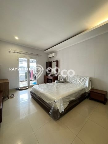 For Sale! Premium House LT 362m2 Desain Modern di Kemang For Sale! Premium House LT 362m2 Desain Modern di Kemang
