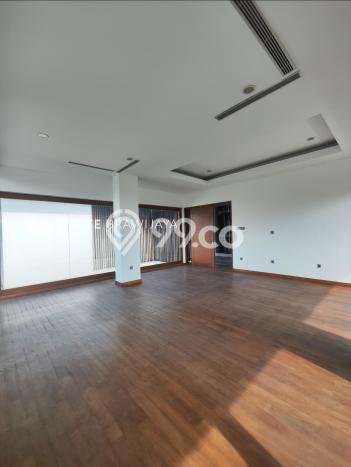 Hunian Mewah LB 640m2 Siap Pakai Desain Elegan di Pondok Indah, Jakarta Selatan Hunian Mewah LB 640m2 Siap Pakai Desain Elegan di Pondok Indah, Jakarta Selatan