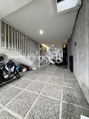 Best Deal Hunian Mewah Ideal dan Luas di Kebayoran Baru, Jakarta Selatan Best Deal Hunian Mewah Ideal dan Luas di Kebayoran Baru, Jakarta Selatan