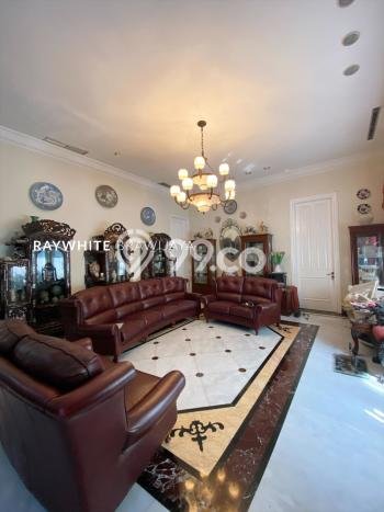DIJUAL CEPAT! Rumah Asri area Kebayoran Baru, Jakarta Selatan, Luas 650m² LB 600m² Bisa Nego! DIJUAL CEPAT! Rumah Asri area Kebayoran Baru, Jakarta Selatan, Luas 650m² LB 600m² Bisa Nego!