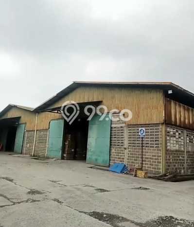 Gudang Disewa di Tangerang dengan LB 8000m2 Area Komersial Ramai Gudang Disewa di Tangerang dengan LB 8000m2 Area Komersial Ramai