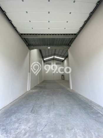 FOR RENT! Gudang di Daan Mogot Cocok untuk Bisnis 300m2 FOR RENT! Gudang di Daan Mogot Cocok untuk Bisnis 300m2