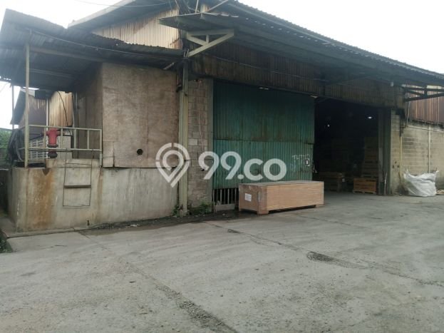 Gudang Disewa di Tangerang dengan LB 8000m2 Area Komersial Ramai Gudang Disewa di Tangerang dengan LB 8000m2 Area Komersial Ramai