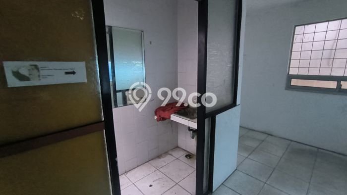Gudang disewakan di Cengkareng Jakarta Barat dengan luas bangunan 540m2 Gudang disewakan di Cengkareng Jakarta Barat dengan luas bangunan 540m2